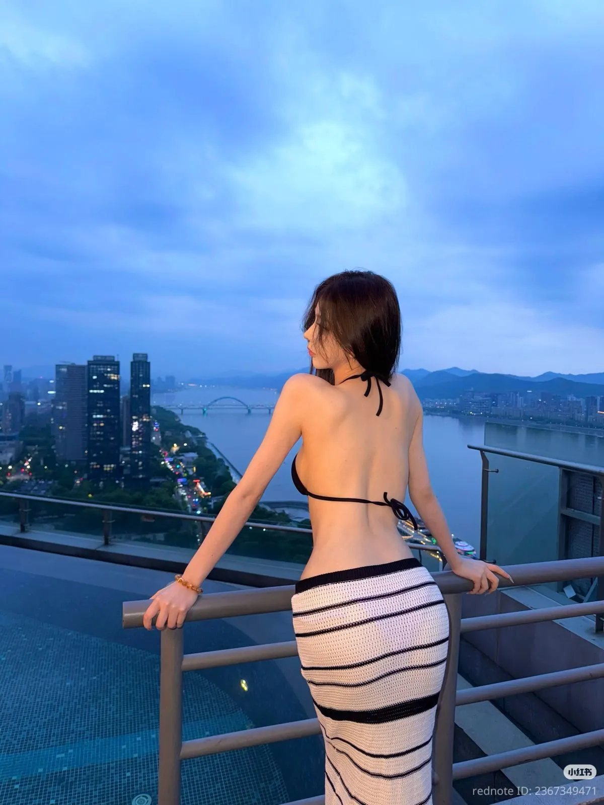 Bổ Mắt Với 169+ Ảnh Gái Xinh Sexy, Nóng Bỏng, Thần Thái Sang Chảnh Hút Mắt