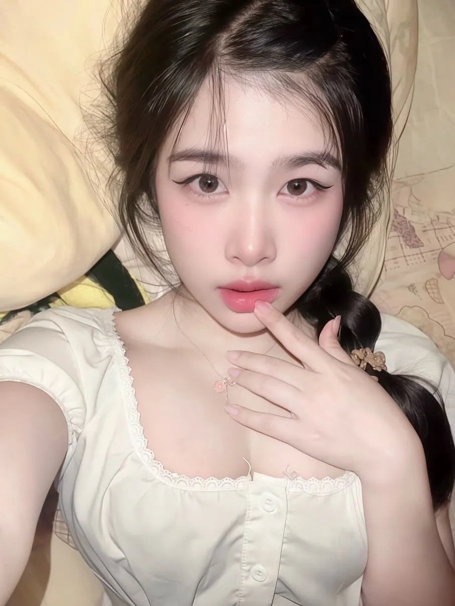 Bổ Mắt Với 169+ Ảnh Gái Xinh Sexy, Nóng Bỏng, Thần Thái Sang Chảnh Hút Mắt
