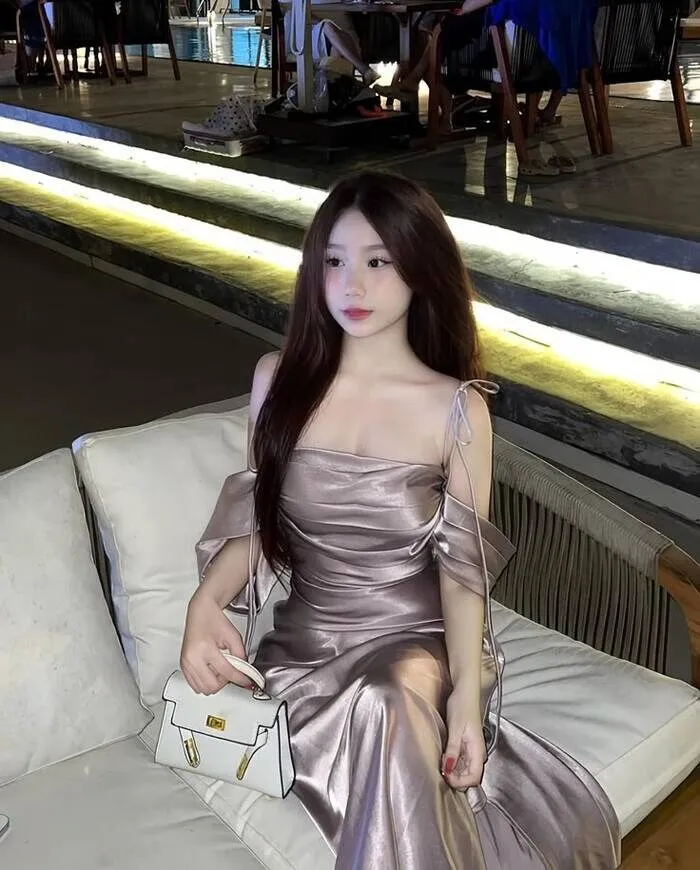 Bổ Mắt Với 169+ Ảnh Gái Xinh Sexy, Nóng Bỏng, Thần Thái Sang Chảnh Hút Mắt