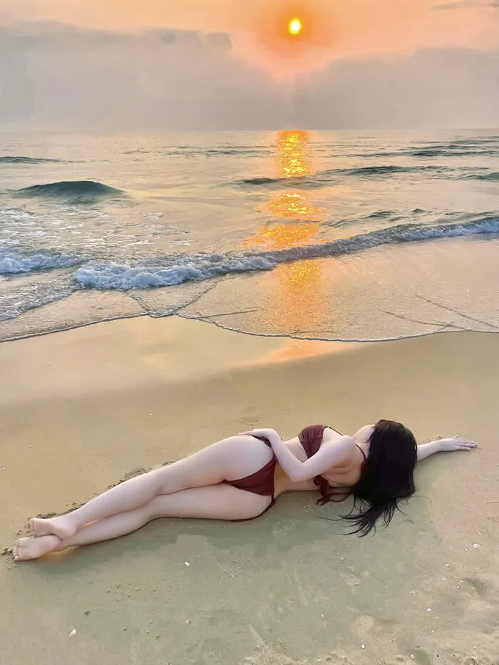 99+ Ảnh Gái Mặc Bikini Nóng Bỏng, Sexy, Cuốn Hút Mọi Ánh Nhìn