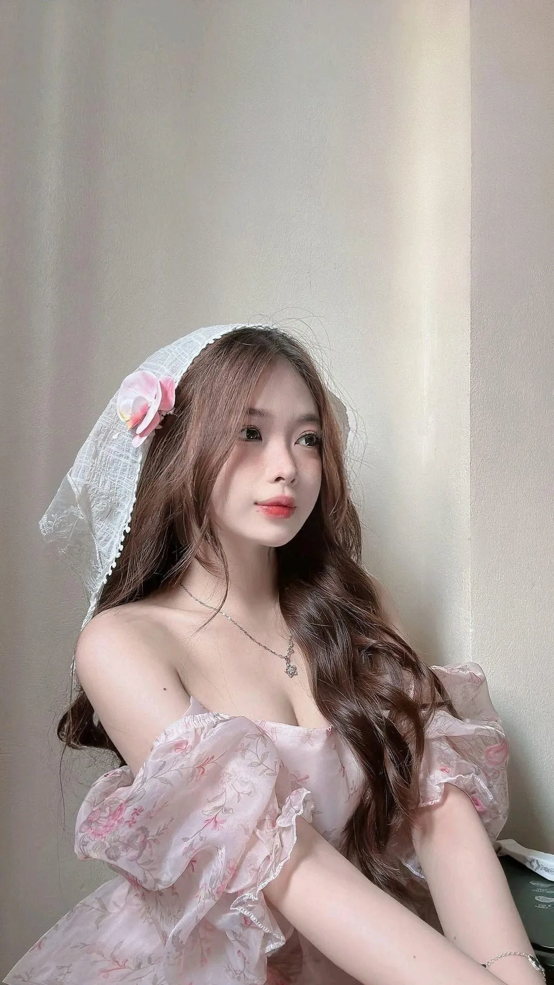 100+ Ảnh Gái Xinh Cực Đẹp – Nàng Thơ, Cute, Cá Tính & Thời Thượng