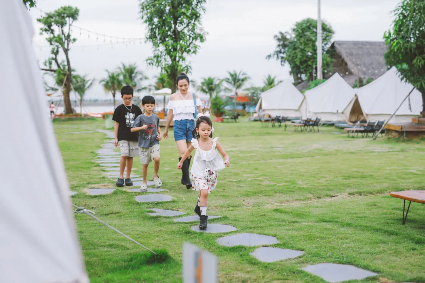 Glamping Là Gì? Giải Mã A-Z Xu Hướng Cắm Trại “Sang Chảnh” Đang Được Yêu Thích